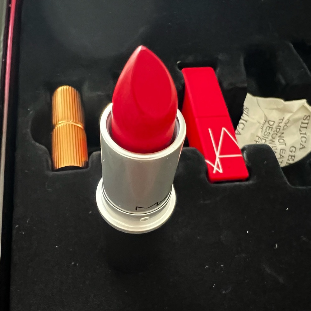 Party Lip Edit from Bloomingdale’s - Picture 7 of 7